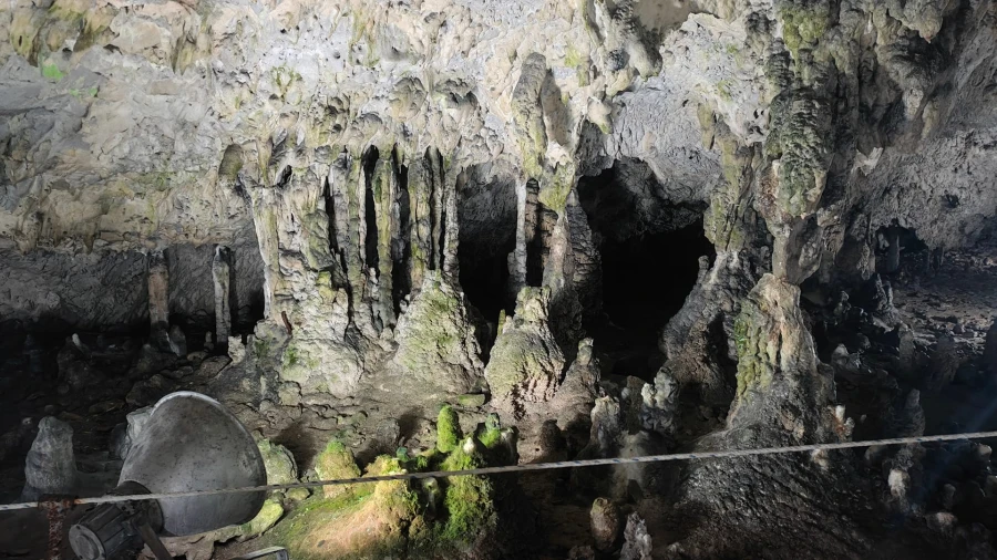Muierii Cave