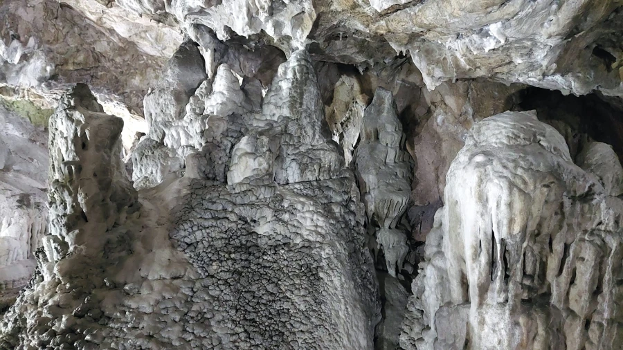 Muierii Cave