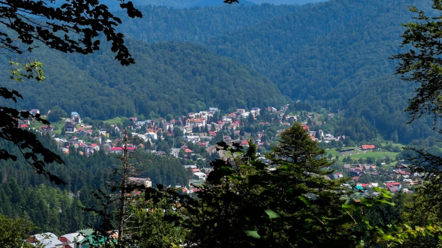 Bușteni im Sommer