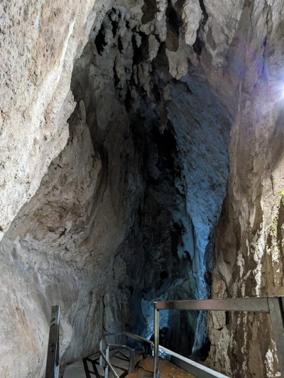 Höhle Poarta lui Ionele – Innenansicht