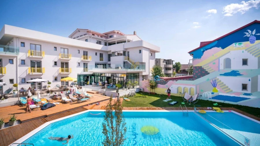 Nayino Resort Hotel