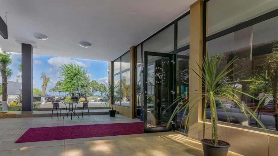 Hotel Cosmos