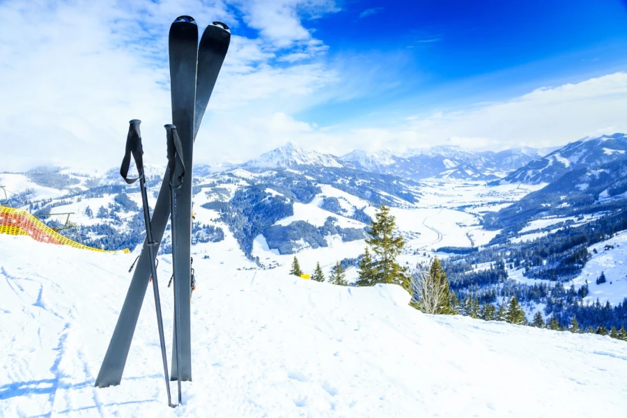 Skiausrüstung