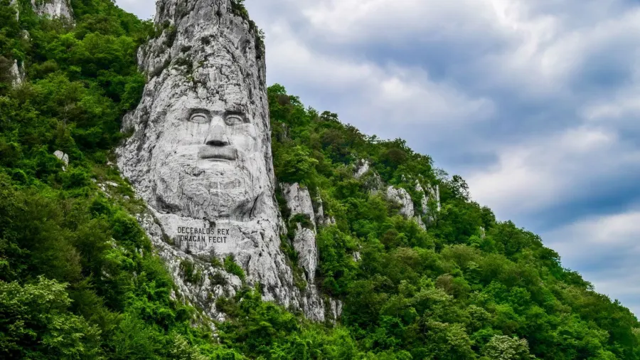 Felsskulptur des Decebalus