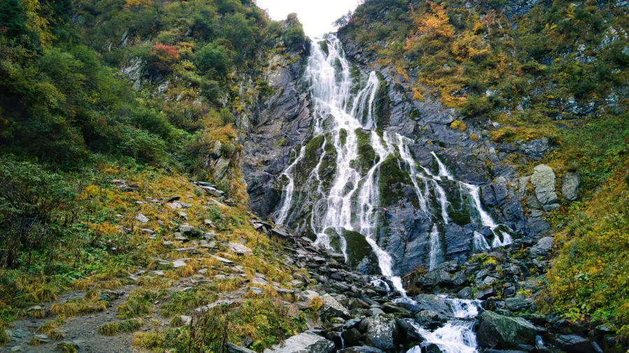 Bâlea Waterfall seen from below