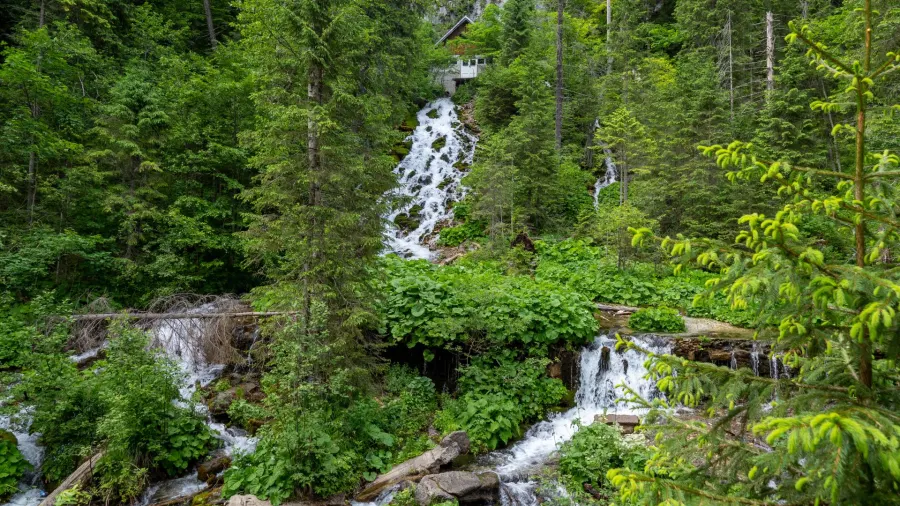 7-Izvoare-Wasserfall