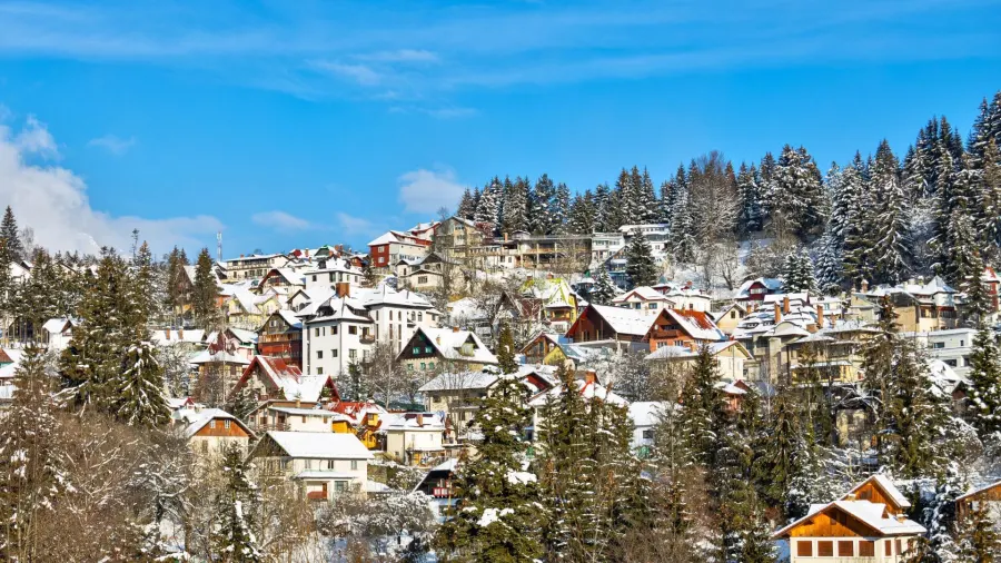 The town of Sinaia in winter