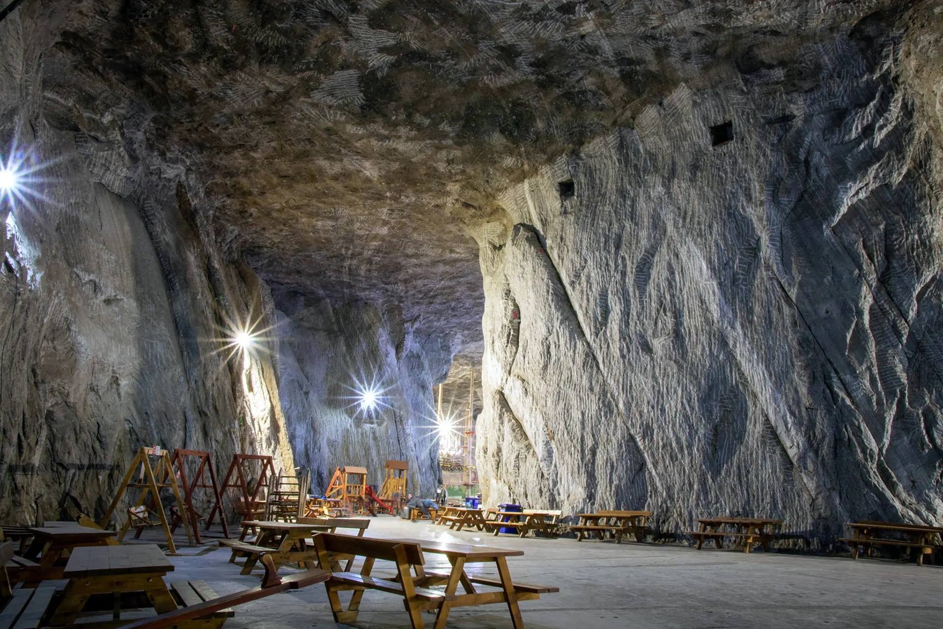 Praid Salt Mine: Critical Situation Due to Flooding. The Efforts of the Past 3 Weeks Were in Vain